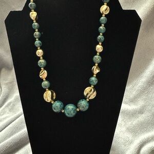 Elegant Gold and turquoise Beaded Necklace